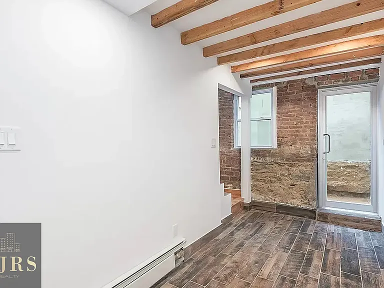 544 W 49th St #2 — Photo 5