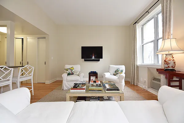 Rented by Buchbinder & Warren | media 13