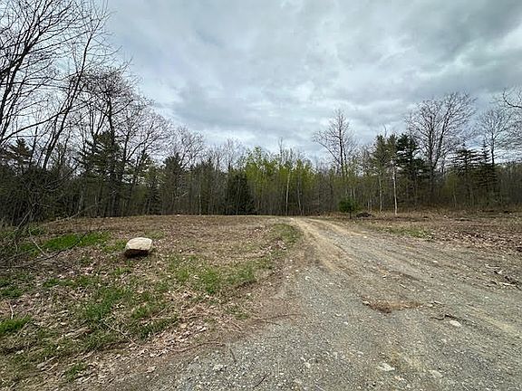 3rd image of 14-01 Crie Hill Road