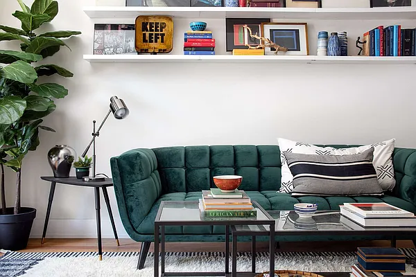 Sold by Bold New York | media 18