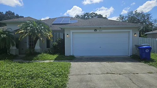 9024 100th Ct Photo 1