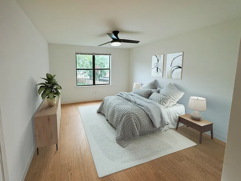 214 Nelson Ct E — Photo 9