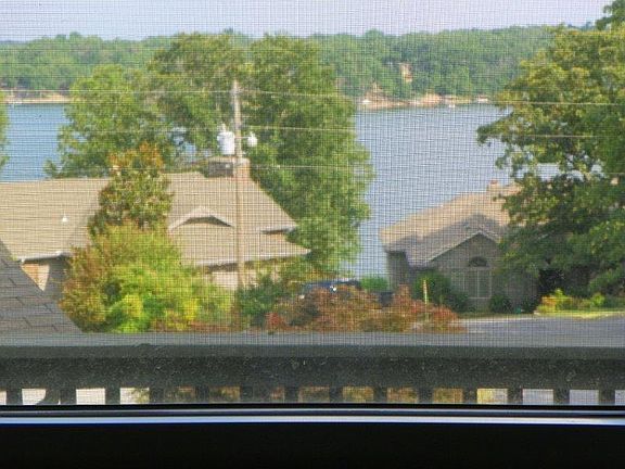 3rd image of 8 Marykirk Ln