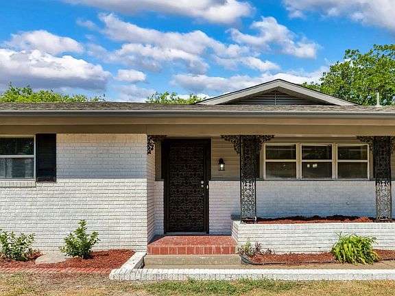 4th image of 4516 Rolling Hills Dr