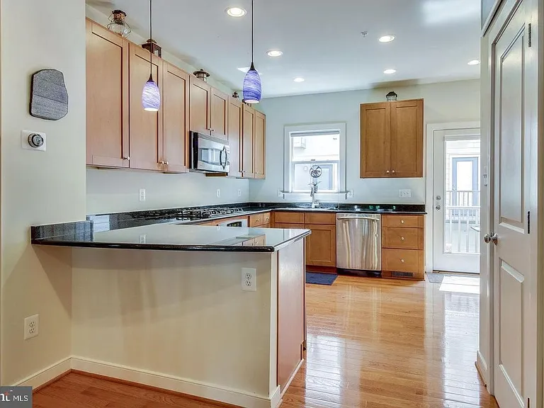 12163 Waveland St — Photo 15