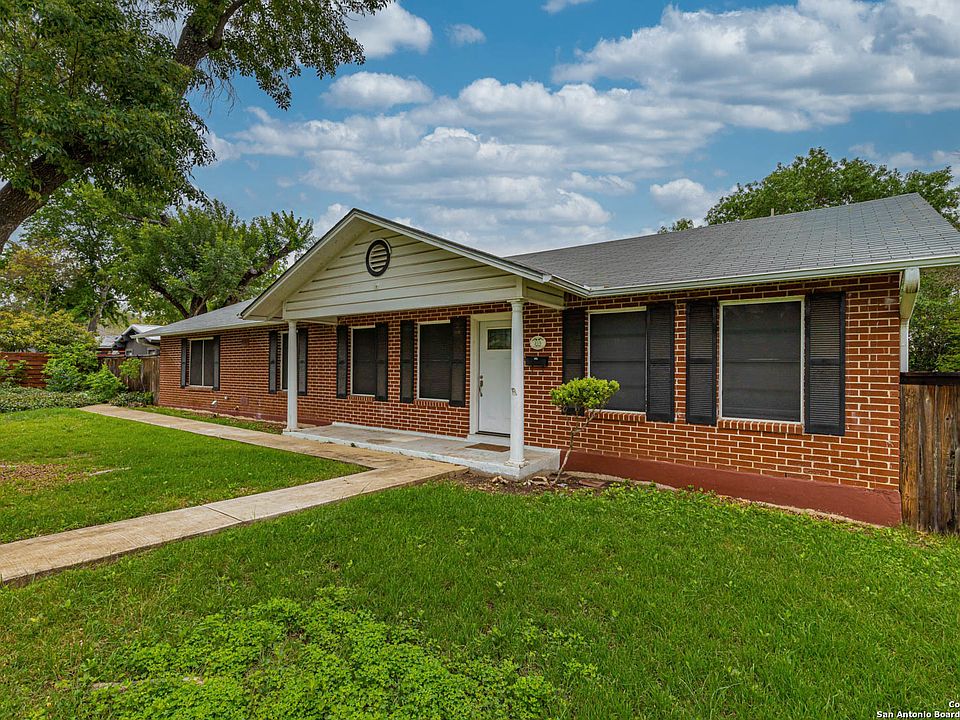 1st image of 215 Shannon Lee St