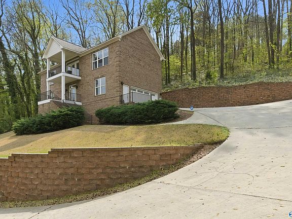 4th image of 1525 Willow Beach Rd