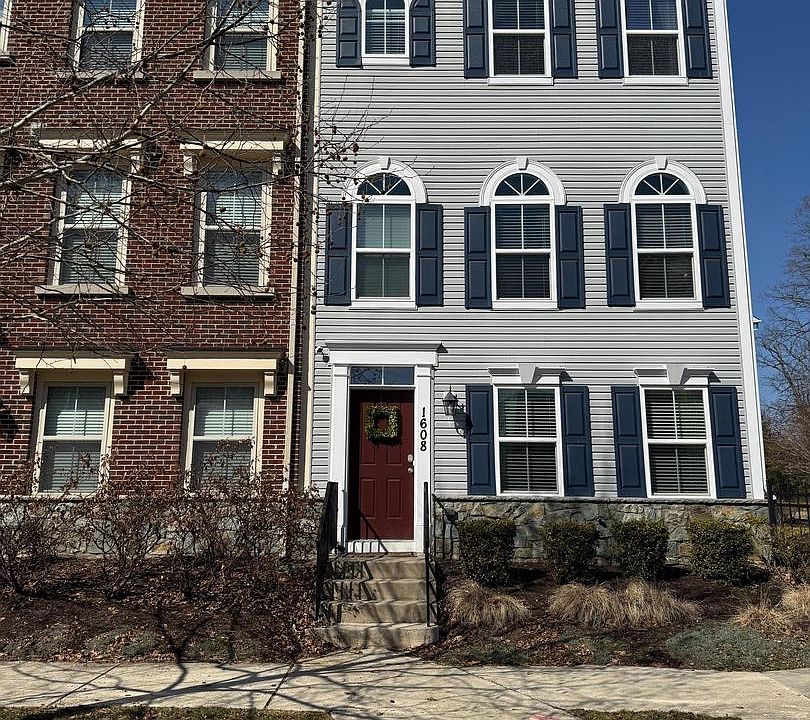 1st image of 1608 Belle Dr