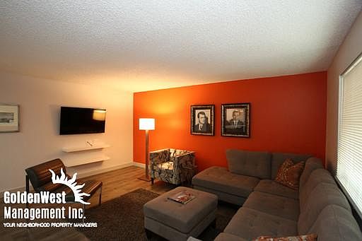 3rd image of 2080 Karen Ave Unit B54