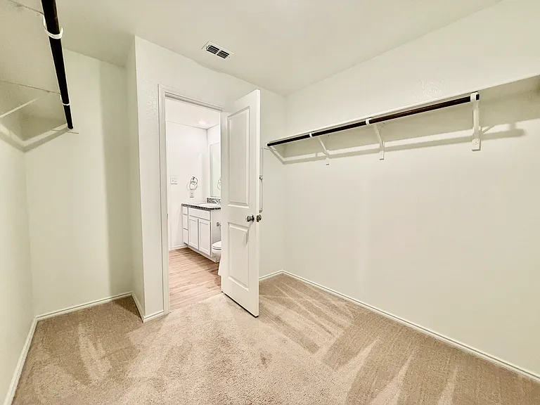 1008 Mountain Laurel Rd — Photo 9
