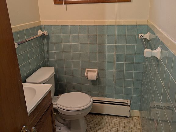 4th image of 5910 Crooked Creek Dr