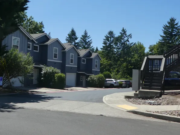 215 S Church St APT 6, Newberg, OR 97132