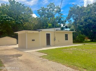 3749 Eve Dr E, Jacksonville, FL 32246
