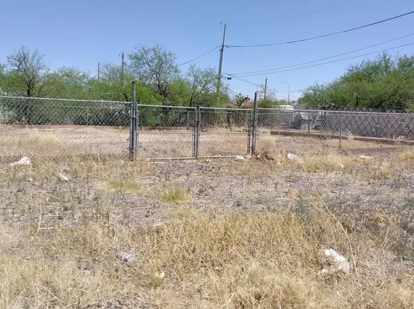 1717 S Curtis Ave, Tucson, AZ 85713