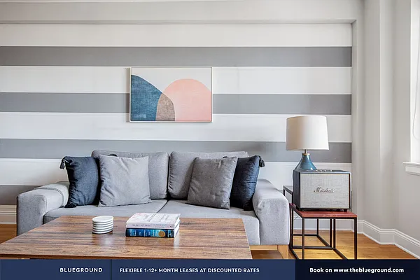 Rented by The Blueground | media 30