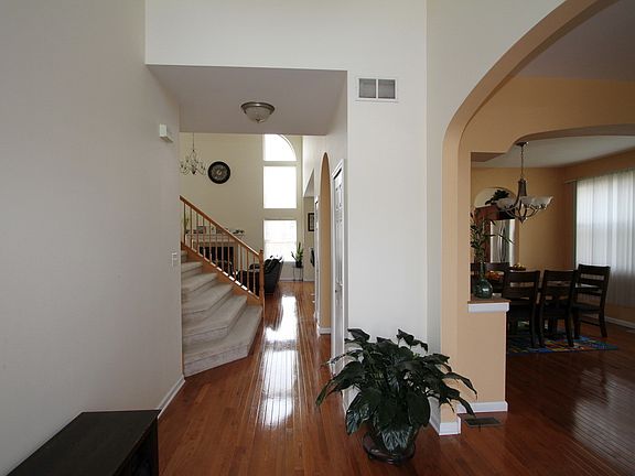 2nd image of 12724 Wexford Dr