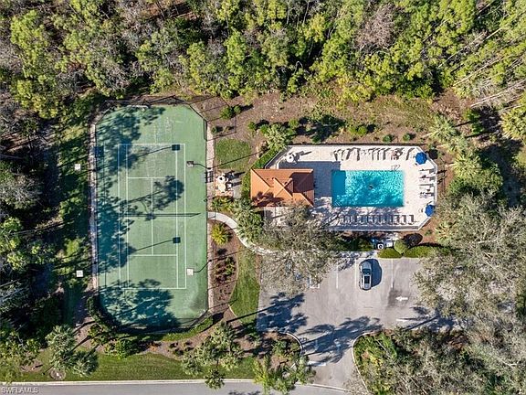 4th image of 8420 Naples Heritage DR #1413