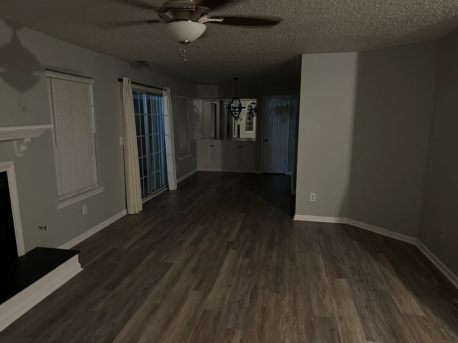 2 bed, 2.5 bath, 1240 sqft, $1,950 — Photo 2