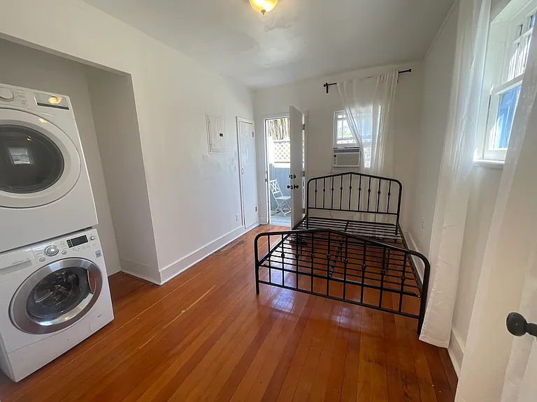 San Marcos Pl — Photo 20