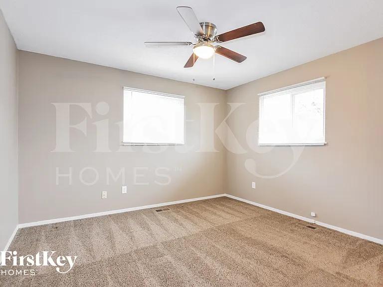 1 Berry Ct — Photo 12