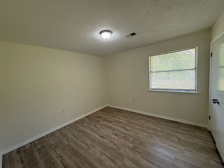 348 Schley Cir — Photo 22