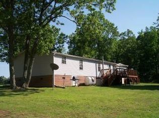 1155 Redbird Dr, Gladstone, VA 24553