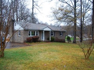 2850 Delfin Rd, Midlothian, VA 23112