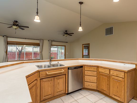 4th image of 4507 Mariposa Ct