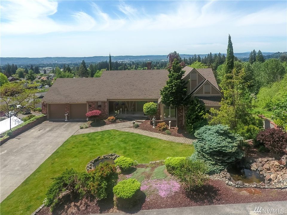 1st image of 101 Carolyn Dr