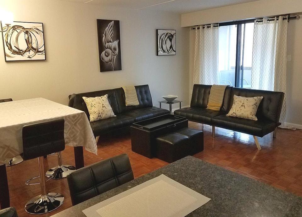 Welcome to our photo show for your new home at 516 South 12th Street, 2nd floor, Philadelphia PA 19147