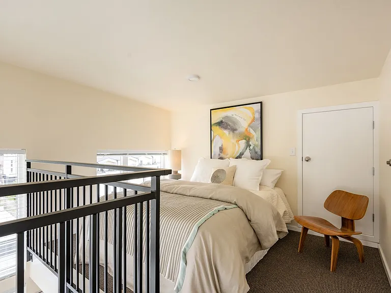 aPodment Suites at Genoa | Central District — Photo 22