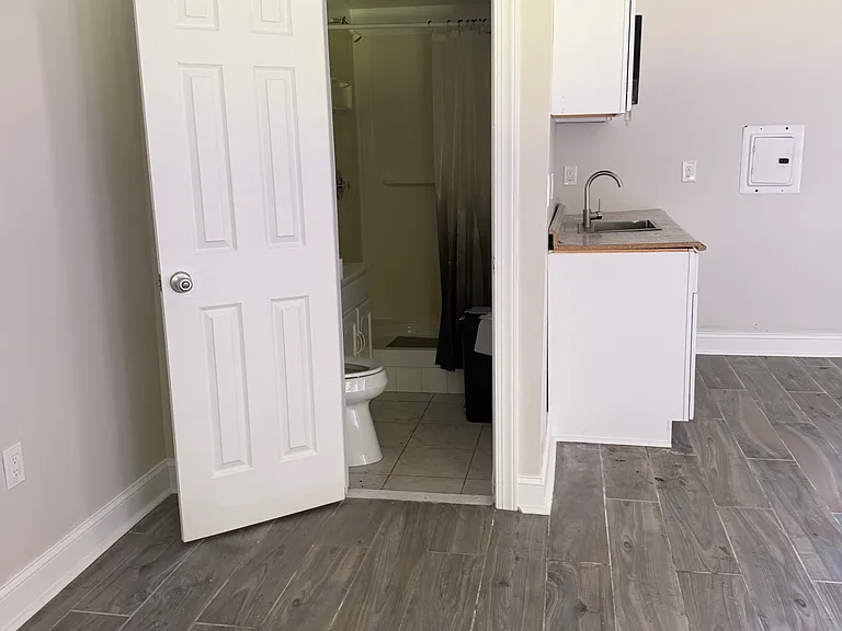 10 Old Stone Church Rd — Photo 15