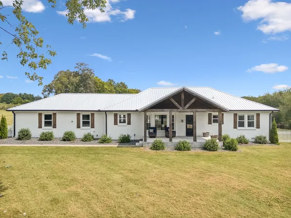 7700 Nolensville Rd, Nolensville, TN 37135