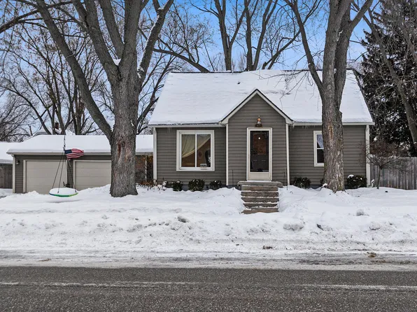 5636 School Ave, Hudsonville, MI 49426