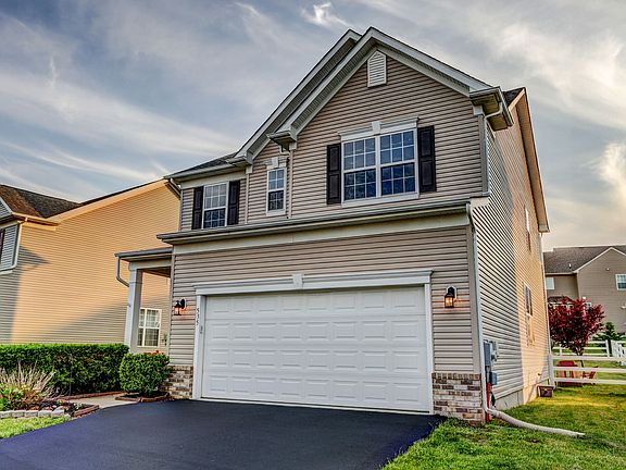 4th image of 535 Middlesex Dr