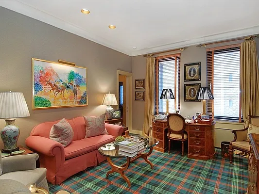 Sold by Sotheby's International Realty | media 11