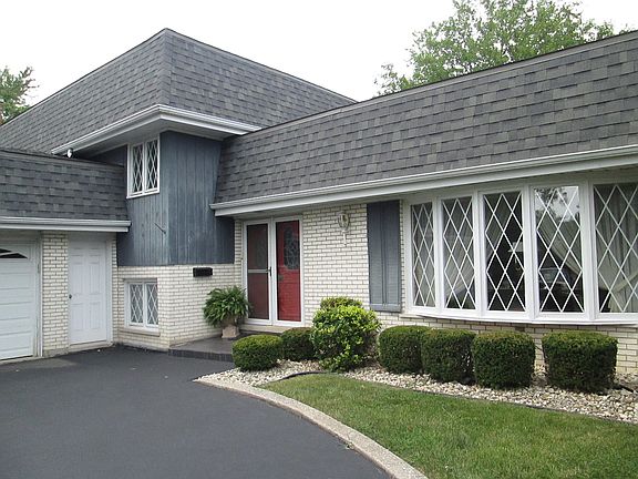 2nd image of 7440 W Manitoba Dr