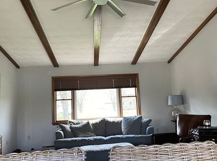 144 Choctaw Ln, Stoystown, PA 15563