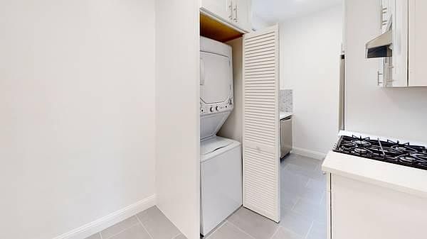 1st image of 27 Alhambra St APT 201