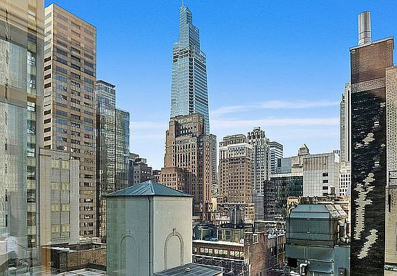 4th image of 18 W 48th St APT 19-C