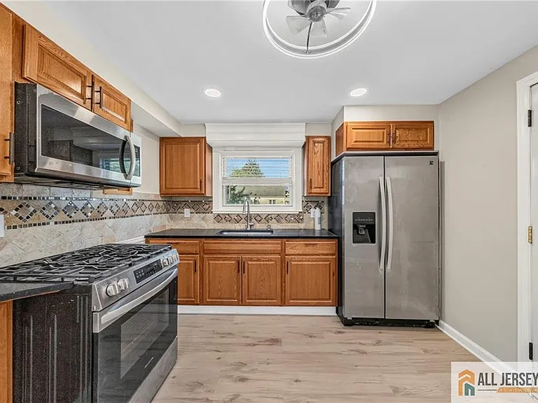 224 Atlantic Ave — Photo 10