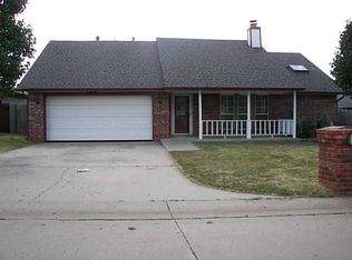 1813 Butterfield Trl, Choctaw, OK 73020