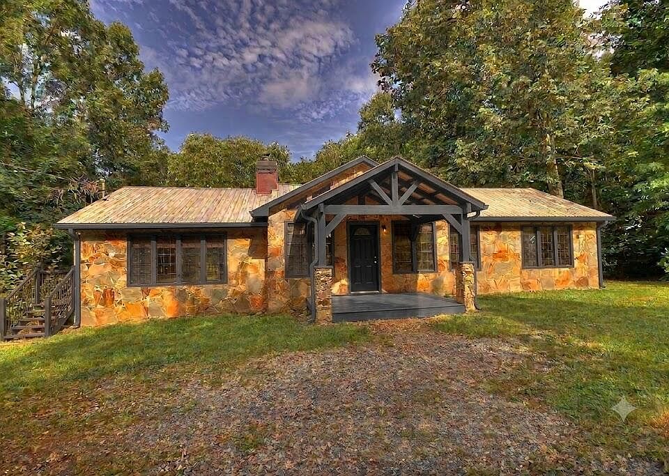1st image of 333 Orchard Loop Rd