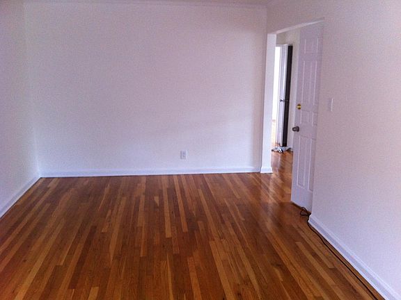 5th image of 4119 161st St #2