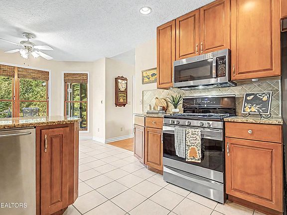5th image of 108 Kawga Way