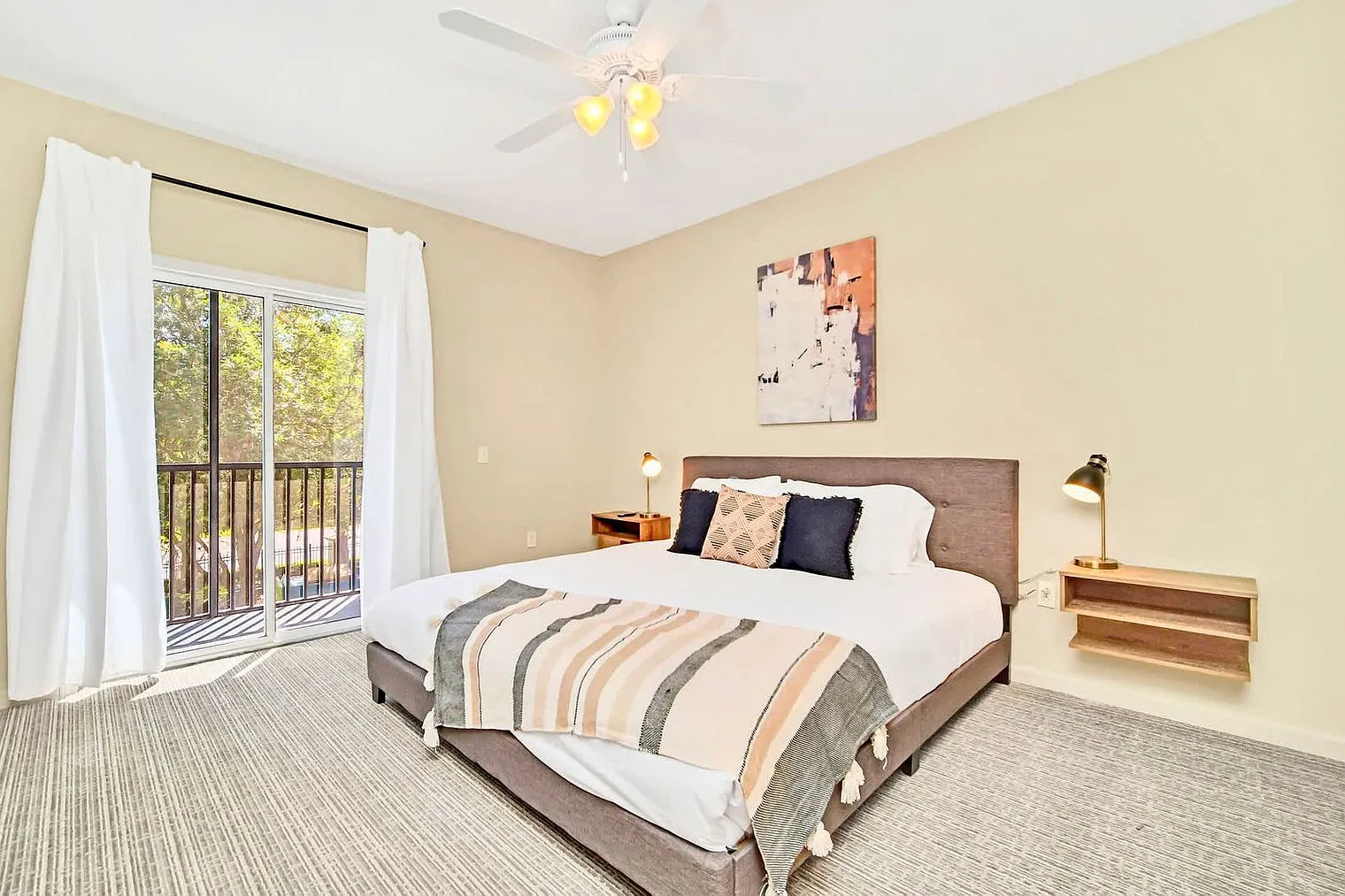 2 bed, 2.0 bath, 1280 sqft, $2,950 — Photo 3
