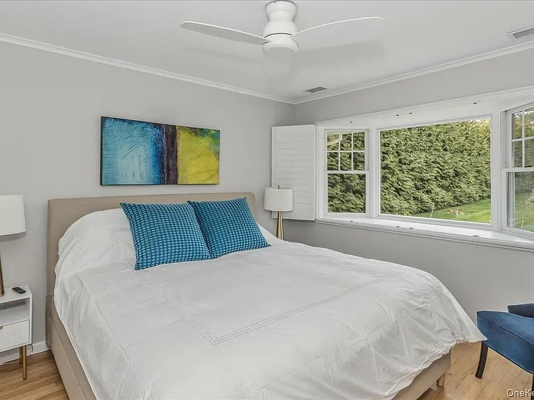 15 Gardners Ln — Photo 14