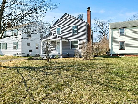 3rd image of 2435 Bretton Pl