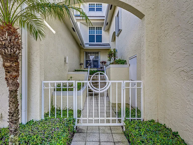406 Mainsail Cir — Photo 6