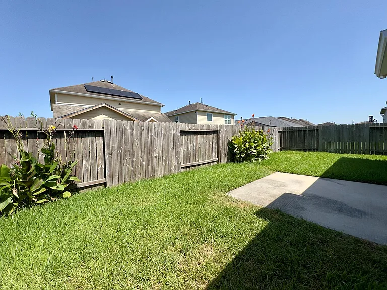15126 Winter Meadow Ct — Photo 20